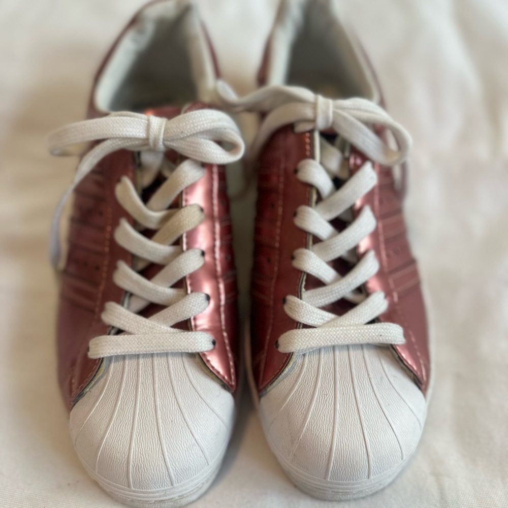 Adidas Women's Sneakers in Metallic Pink and White - Picture 2 of 7